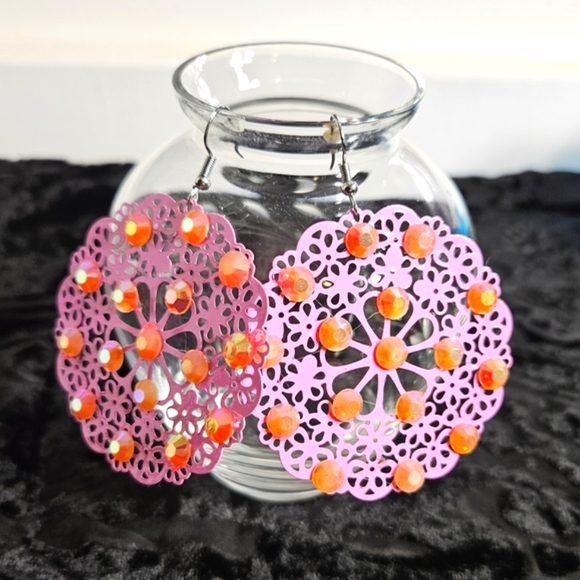Pink Filigree Earrings With A Floral Snowflake Pattern - Picture 1 of 5